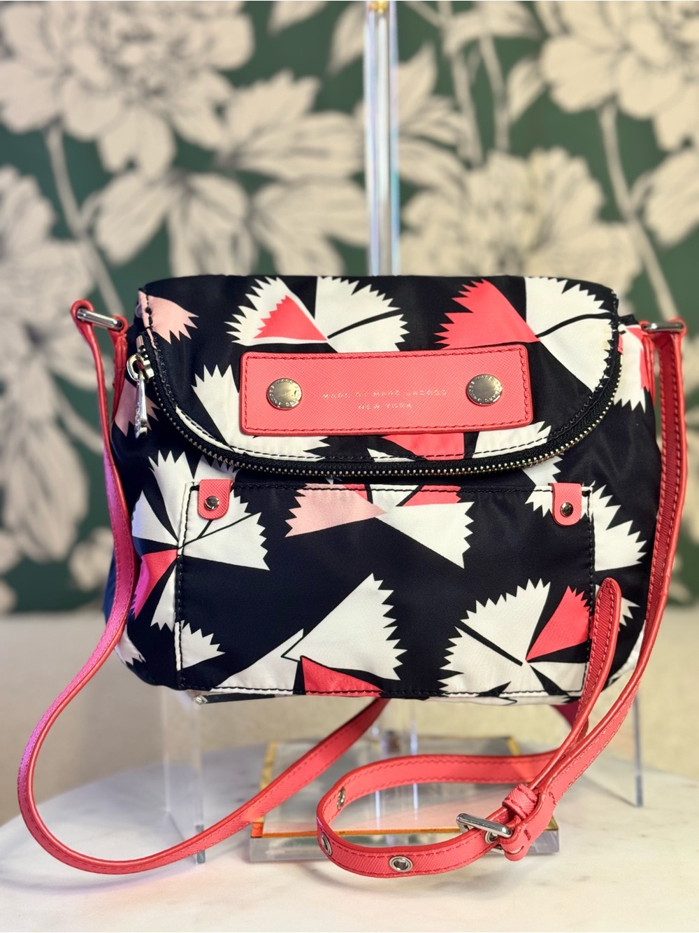 Marc By Marc Jacobs Black, Pink & White Geometric Crossbody